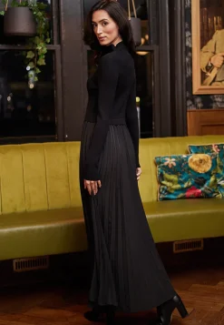 Knit Top And Pleated Skirt Maxi Dress In Black by Angeleye