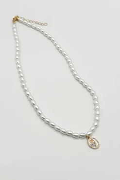 Pearl Chain Necklace With Gold Flower Pendant - Gift Boxed by SVNX