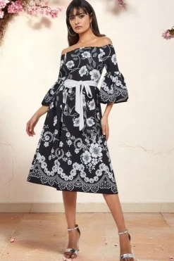 Printed Off The Shoulder Midi Dress - Black by Goddiva